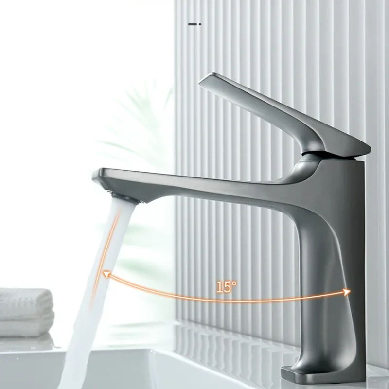 Faucets mixer taps Sink faucet water tank faucets brass core single handle kitchen deck mounted stream hot cold mixer tap bathroom swivel faucets