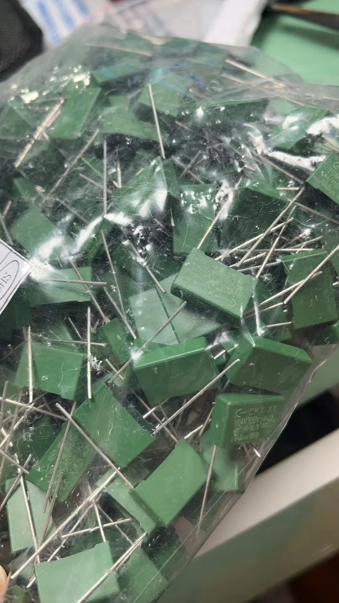 20 pces/0.1uf 104k 300v ckx x1 104k 300v p = 15mm|Kits autom. res ...