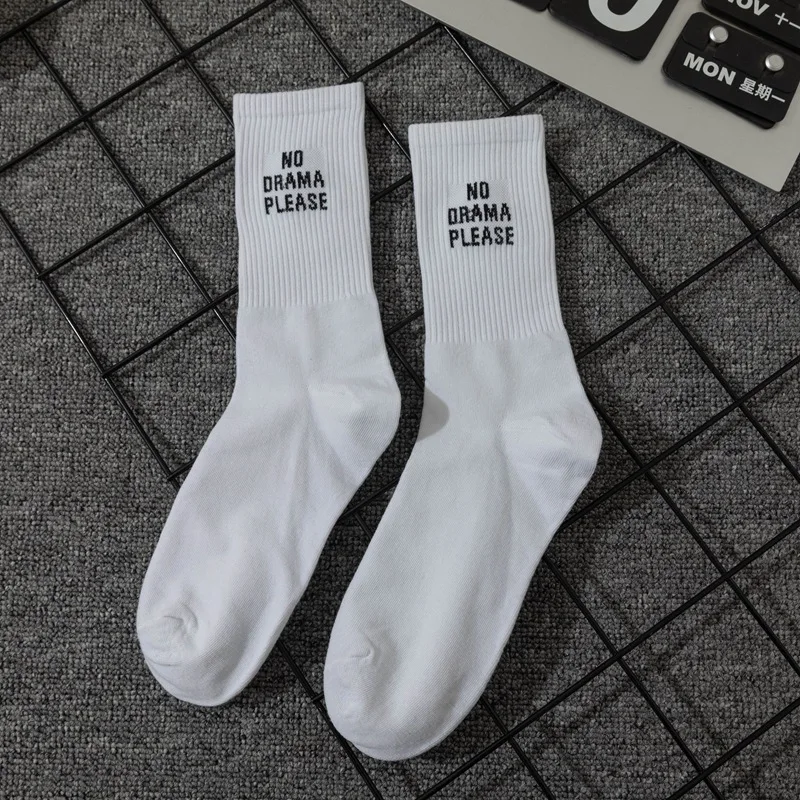 Neue Frauen Buchstaben Socken Straßen sport Basketball Hip Hop Männer Unisex Sokken weiße Baumwolle Socken Mode – Detail 15