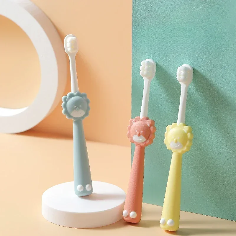 Cartoon Lion Children Toothbrush Oral Cleaning Dental Care for 2-6 Years 1pc