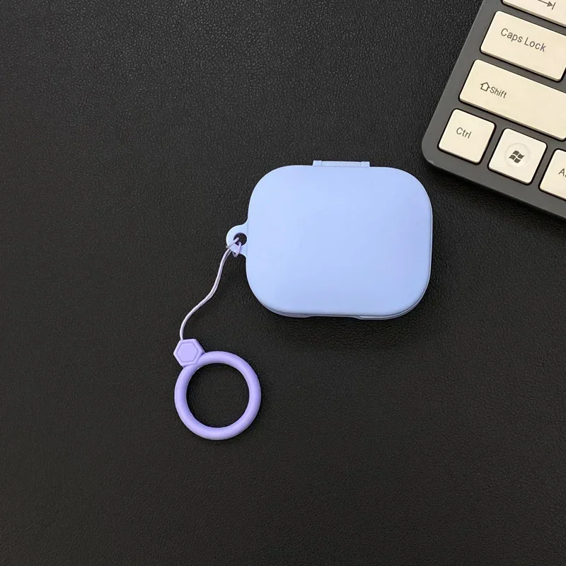Charming Full Coverage Silicone Headphone Case - Protective Cover