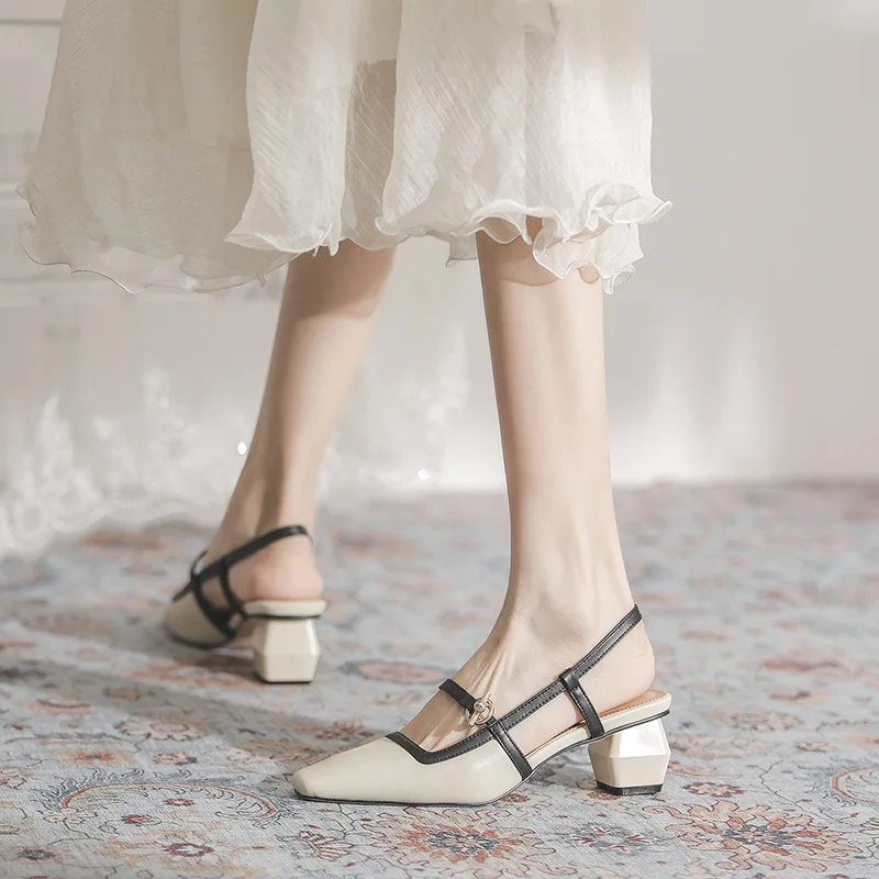 

Summer New Shaped Heel Square Toe Shoes Small Design Sense High Heel Women's Shoes Retro Contrast Color Baotou Sandals