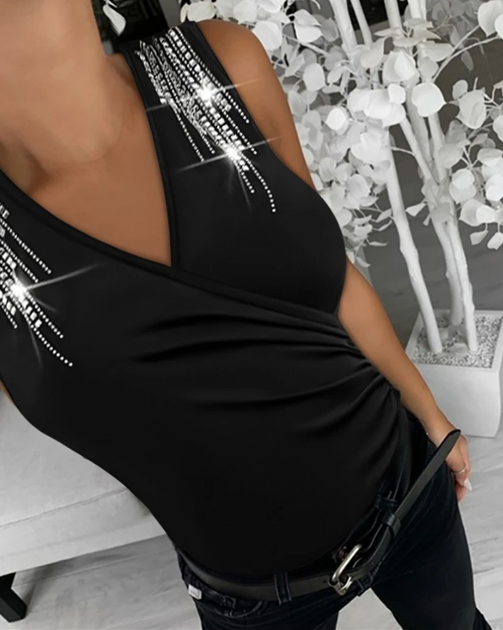 

Top Women 2024 Summer Fashion Rhinestone Tassel Design Casual V-Neck Plain Sleeveless Overlap Daily Tank Top Y2K Clothes