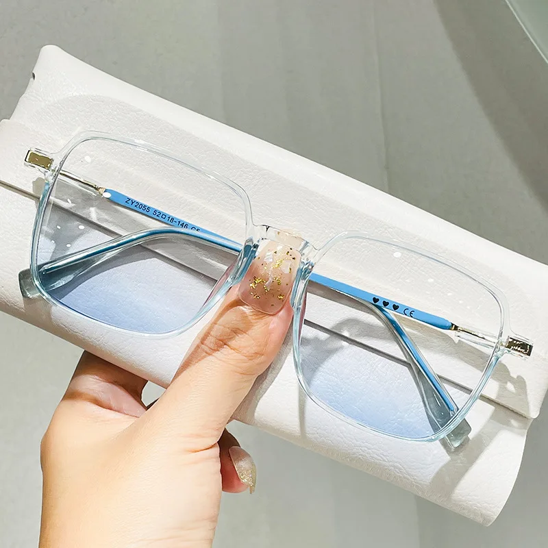 New Fashion Trend Sunglasses UV Resistant for Women Men Big Frame Candy Color Gradient Eyewear_voghion.com