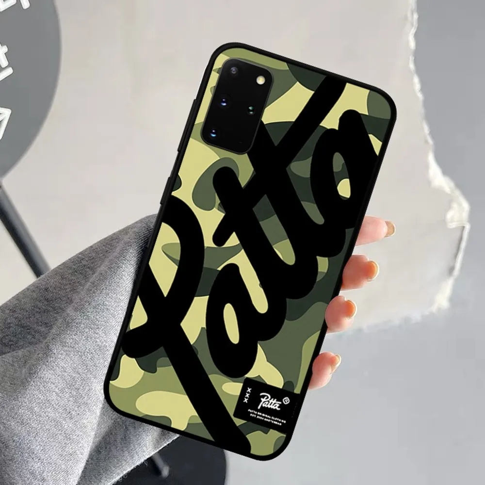 Chic Patterned Phone Case – Sleek Protective Design