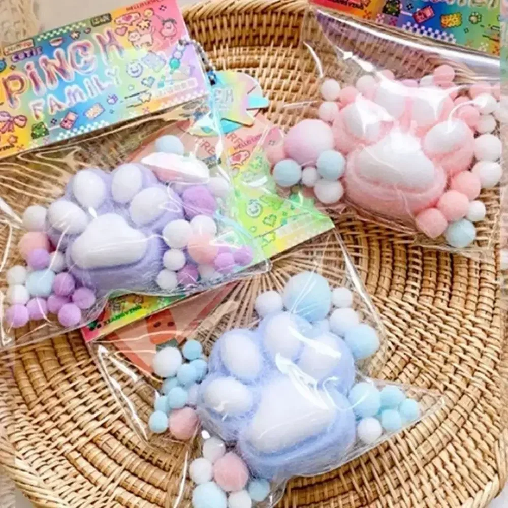 New Soft Sticky Stress Relief Relax Toys Squeeze Cat Paw Toys Decompressing and Pinching Cat Paw Pinching and Decompressing Toy