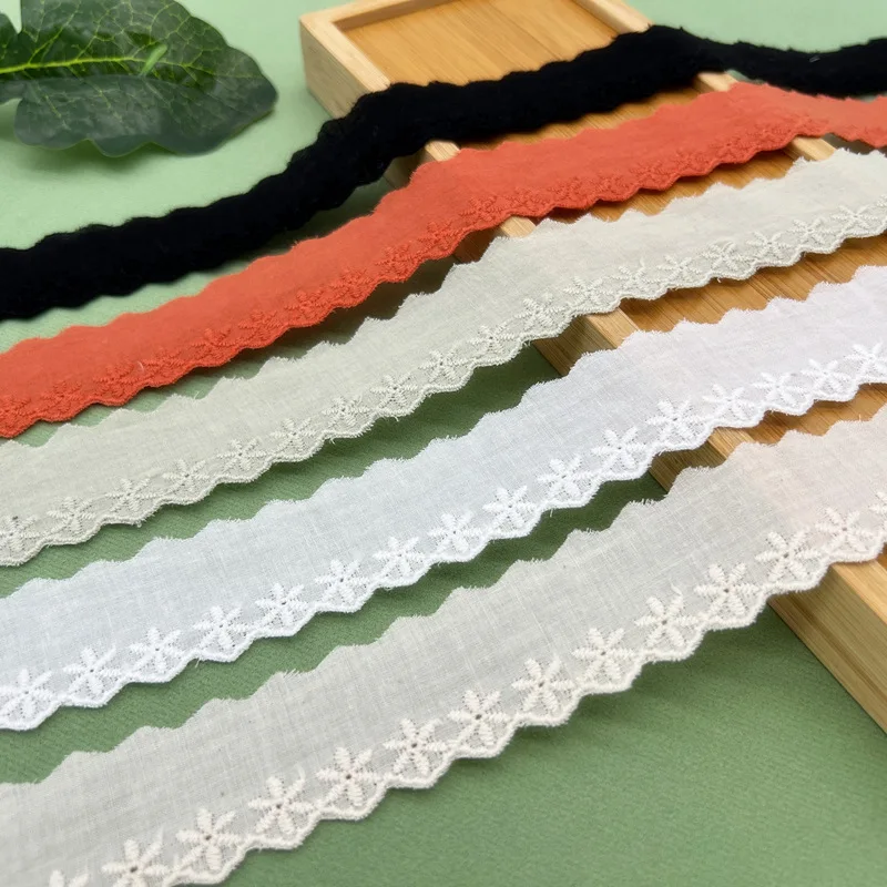 15 야드 30MM 스타 스커트 물결 모양의 가장자리 오프 화이트 자수 코튼 레이..