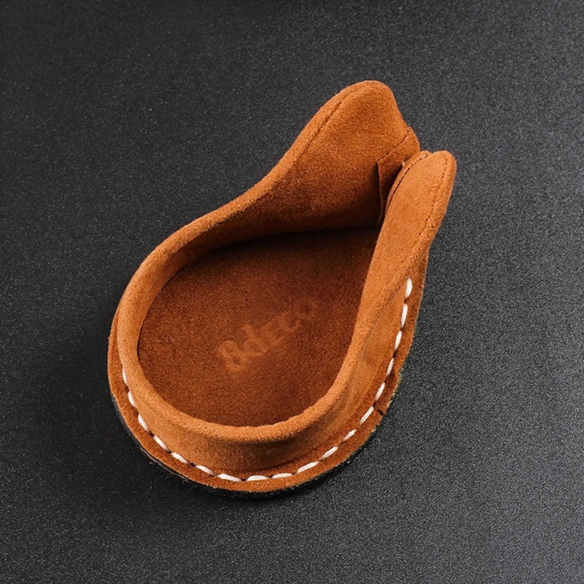 Cowhide Pipe Holder Portable Tobacco Smoking Pipe Stand Holder Tool Accessories 2