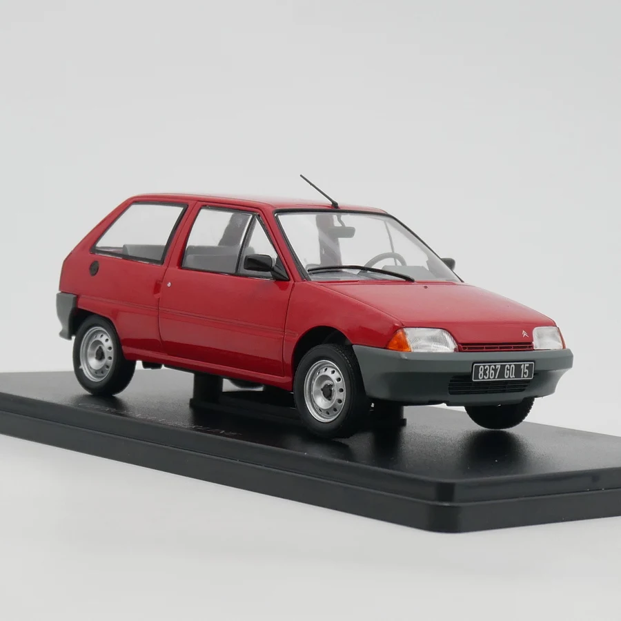 IXO 1:24 Citroen AX седана, литая модель автомобиля, металлическая Игрушечная машина