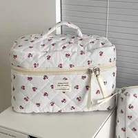 Gros cerise fourre-tout femmes sac de maquillage Portable mignon dames cosmétique toilette pochette de rangement sac à main coton matelassé sac à fermeture éclair 6