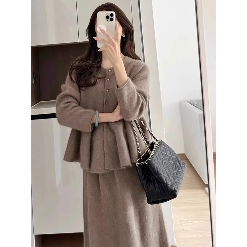 Winter Maternity Clothes Set Long Sleeve O-neck Sweater+fishtail Skirts Twinset Elegant Pregnant Woman Party Skirt Set Warm