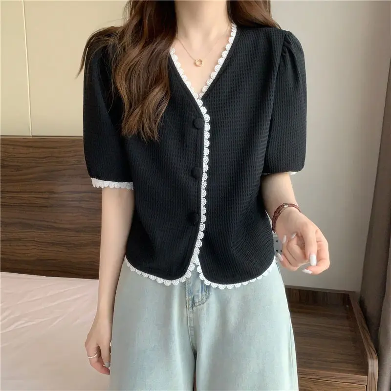 Shirts Women Elegant Casual V-neck Simple All-match Female Ins Temperament Short Sleeve French Style New Summer Tender Sweet Hot