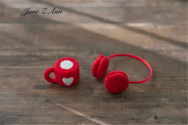 cup earphone