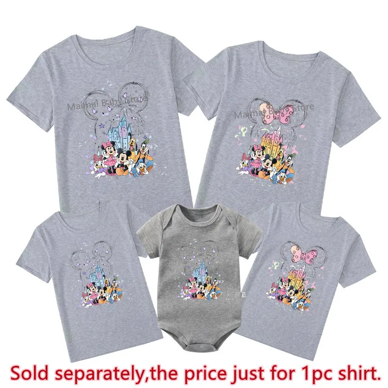 Disney Castle Mickey Minnie Print Family Matching Shirts Funny Look Dad Mom Kids Tees Tops First Disneyland Trip Outfits 5
