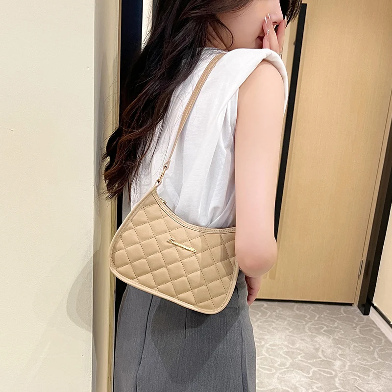 Women Soft Faux Ladies Handbag Crossbody Bag Underarm Bag Retro Fashion Design Girls Small Shoulder Bags Shoulder Bag