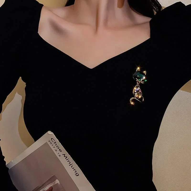 Cute Shell Black Tie Cat Spilla Smooth Opals Artificiali Corpetto Collare Cappelli Spille Smaltate Bianche Spille Regali Per Ragazze Per Le Donne