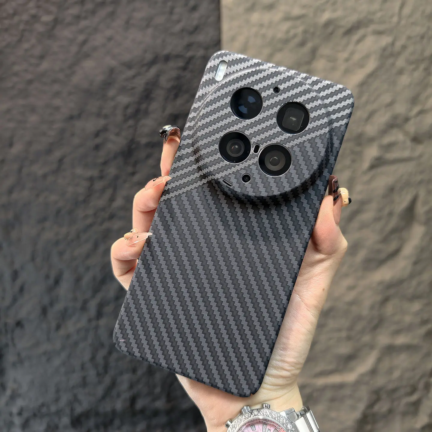 Trendy Matte Carbon Fiber Texture Shockproof Phone Case with Bumper Protection
