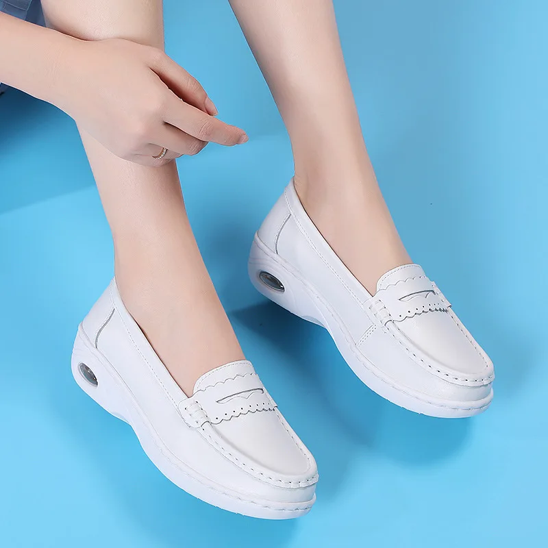 Sneakers Women Nurse White Shoes Women Comfortable Breathable Walking Shoes Female Flats Footwear Slip-On Casual Shoes