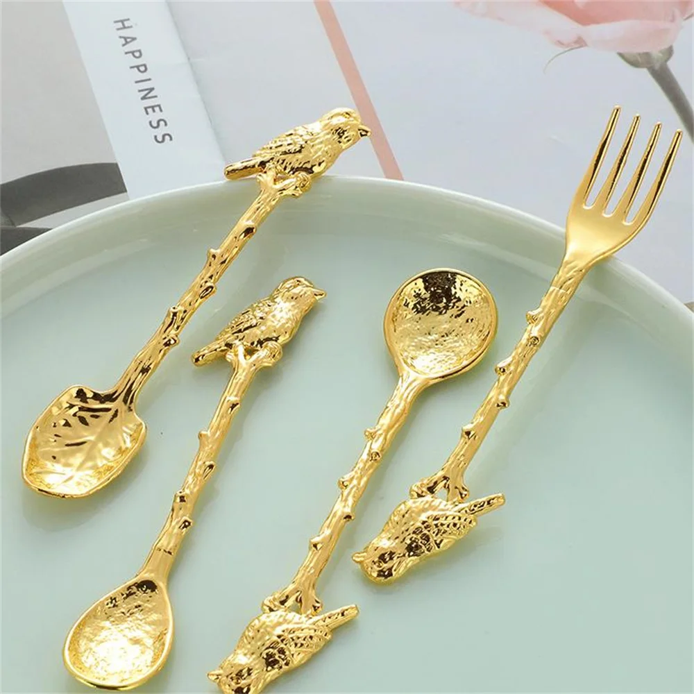 

Retro Ice Cream Dessert Spoon Vintage Forest Bird Coffee Spoon Small Decor Tableware Coffee Tea Mixing Spoon Kitchen Gadgets