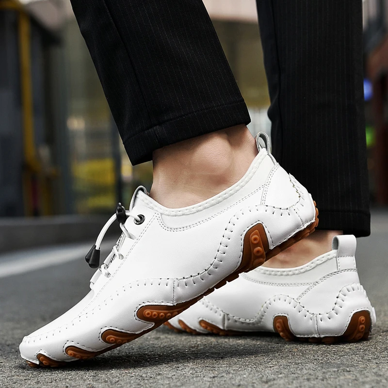 Original Men's Sports Shoes Lace Up Round Head Flat Bottom Comfortable Retro Brand Men's Casual Soft Leather Shoes Driving Shoes