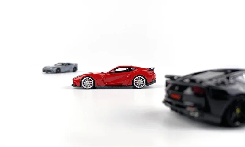 

U2 1:64 Novitec 812 Superfast Resin Model Car
