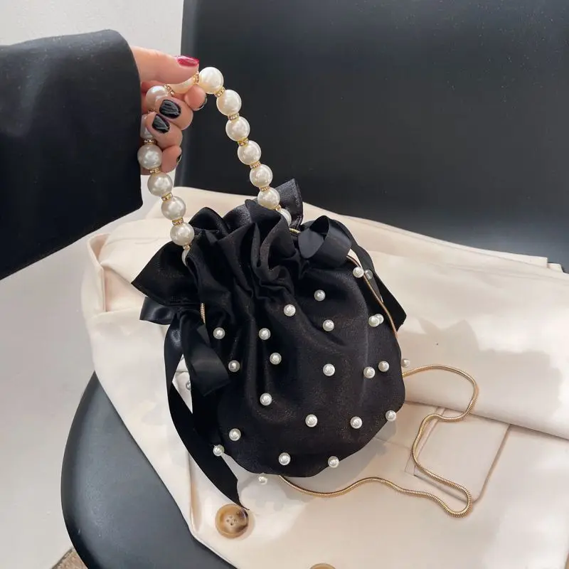 Pearl Handbag Women 2023 European And American Fashion Pleated Personalized Foreign Style Chain Cross Body Bucket Bag For Women