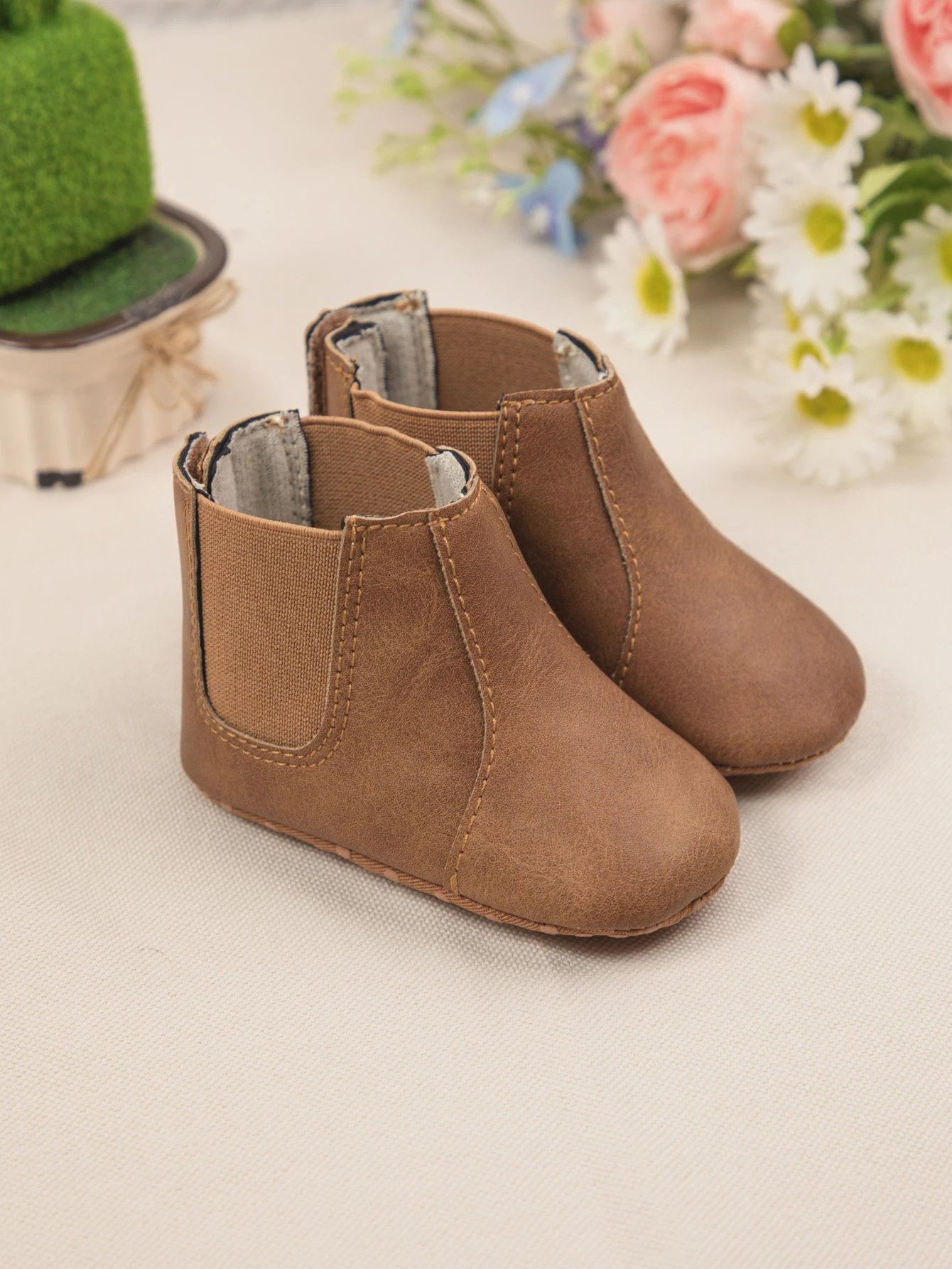 New Newborn Baby Casual Toddler Shoes Baby Boy Girl Solid Color Boots Anti-Slip Warm Cotton Shoes Sole Baby Shoes Four Seasons 0