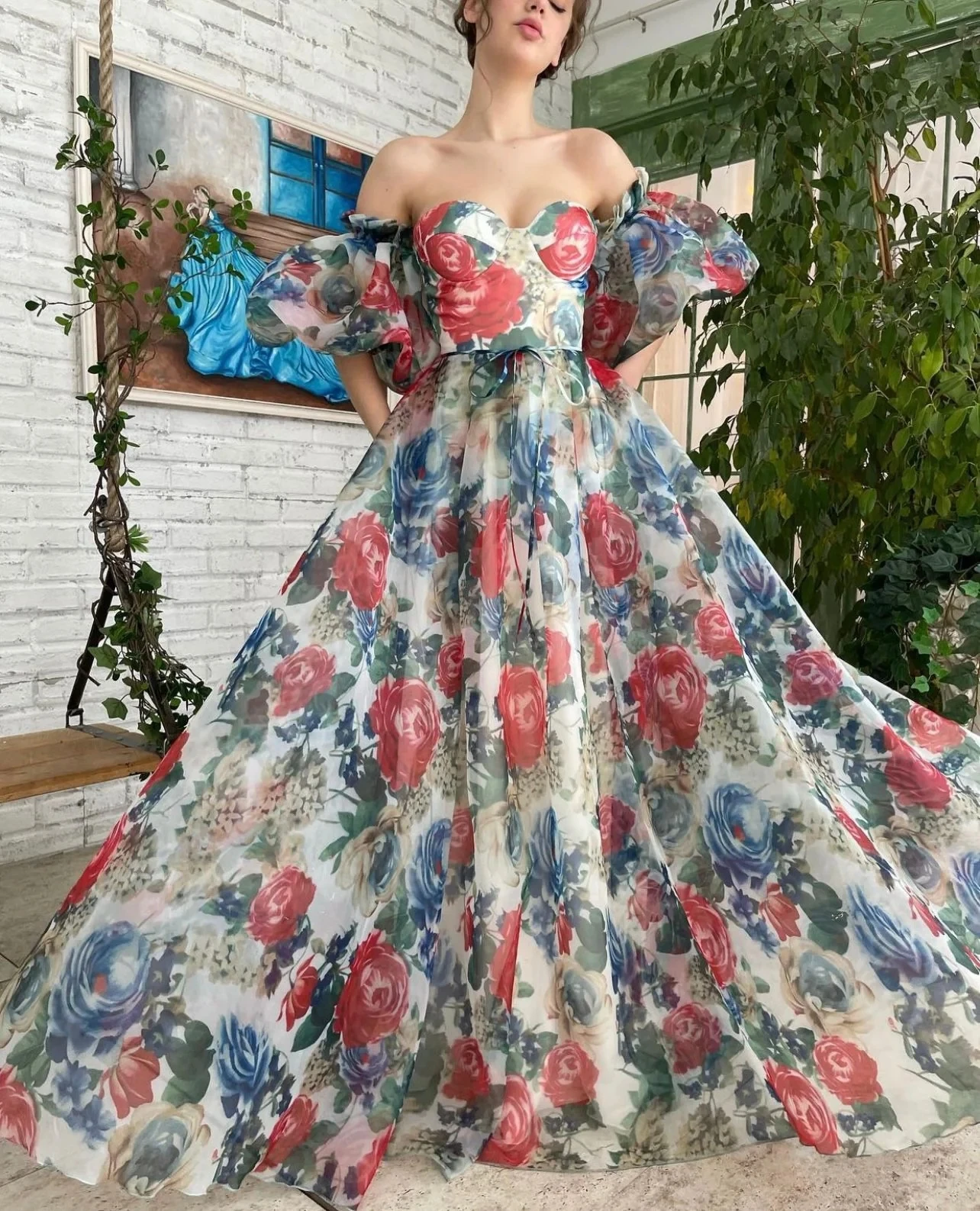 Рисунок 5 - Женское платье для выпускного вечера