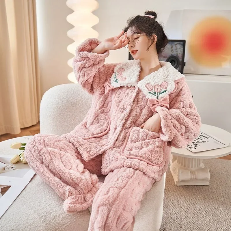 2024 New High-end Winter Pajamas Women Thick Flannel Sleepwear Student Cute Homewear Warm Plush Coral Velvet Loungewear Set