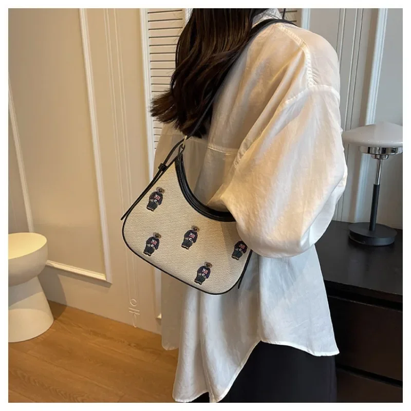 HAEX Fashion Women's Bag Trend Cartoon Bear Embroidery Ladies Crossbody Shoulder Bags Individuality New Design Bolso Mujer