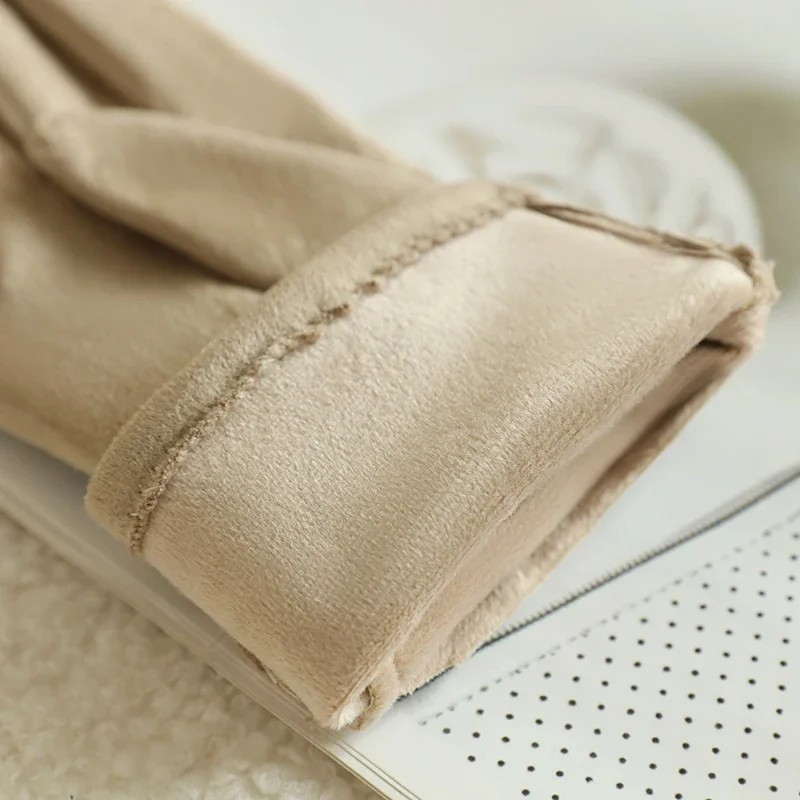 Women Winter Warm Gloves Fleece-Lined to Heattech and Touch Screen Gloves Pu Elegant and Exquisite Cycling and Driving Gloves