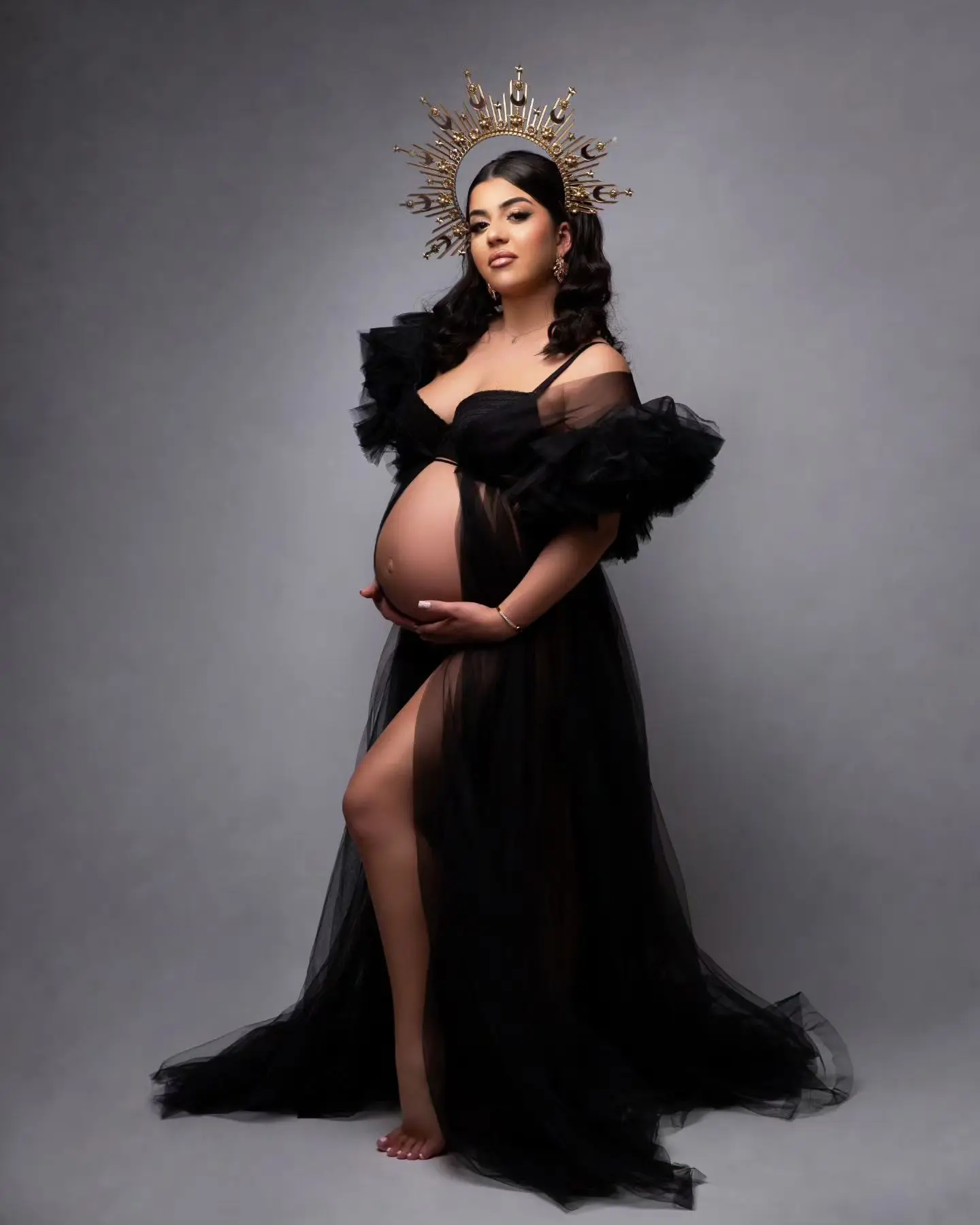 

Sexy Black A Line Prom Dresses Charming Ruffles Sleeves Pregnant Women Gowns Vintage Sweep Train Maternity Photography Robes