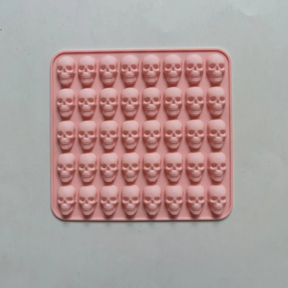 Skull Ice Cube Silicone Mold for Halloween Decoration - Reusable Party & Baking Accessory with 40 Cavities