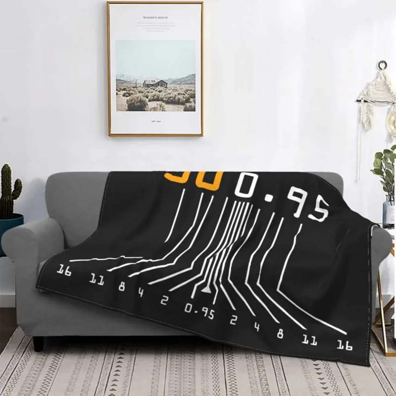 

Classic Photographer / Vintage Camera Fleece Throw Blanket Cool Awesome Popular Blankets for Sofa Bedroom Warm Plush Thin Quilt