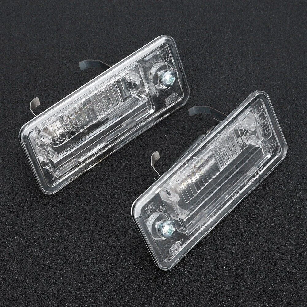 

2pcs 7x3.2x2.7cm Left Right Number License Plate Light For-Audi A3 S3 A4 S4 A6 S6 A8 Auto Lamp Clear 8E0 807 430A 8E0 807 430B