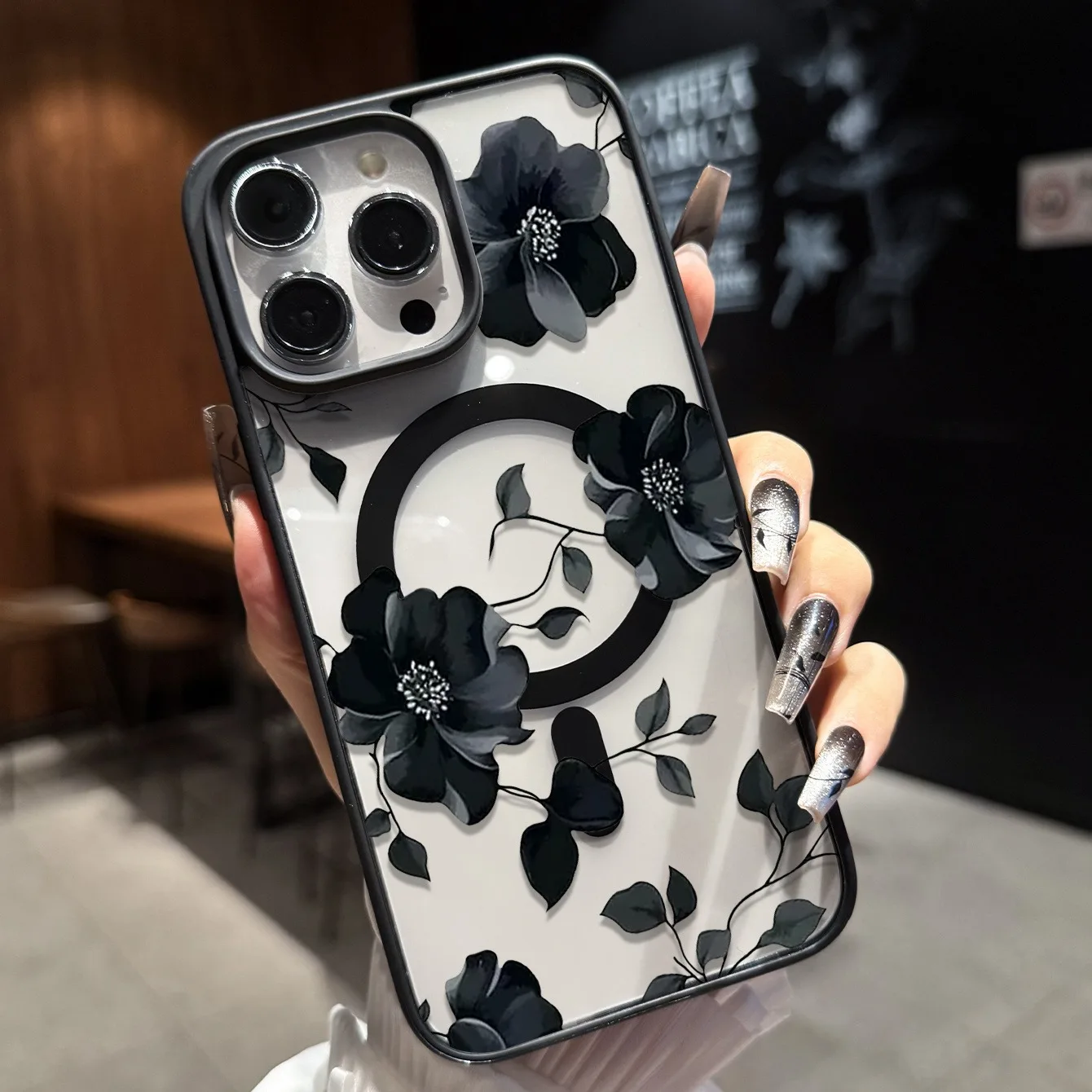 Elegant Black Floral Magnetic Phone Case – Stylish and Protective Smartphone Cover