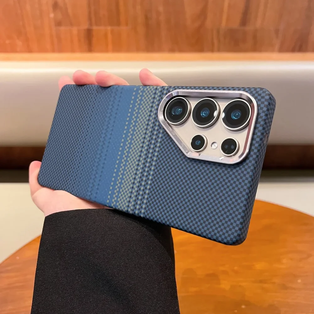 Luxury Carbon Fiber Magnetic Wireless Charging Hard Case with Metal Lens Frame