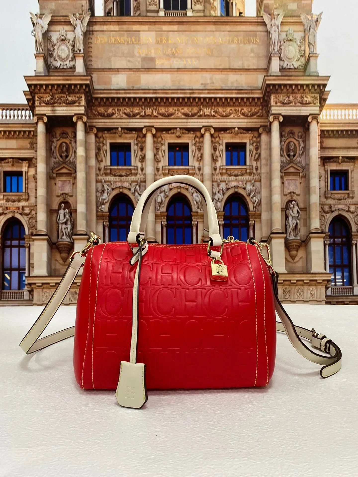 

Handbags Top Texture LeatherCHHC Ladies Brand Luxury Bags 100% Designer CHCH Women New Quality 2021 HCHC Pillow Boston