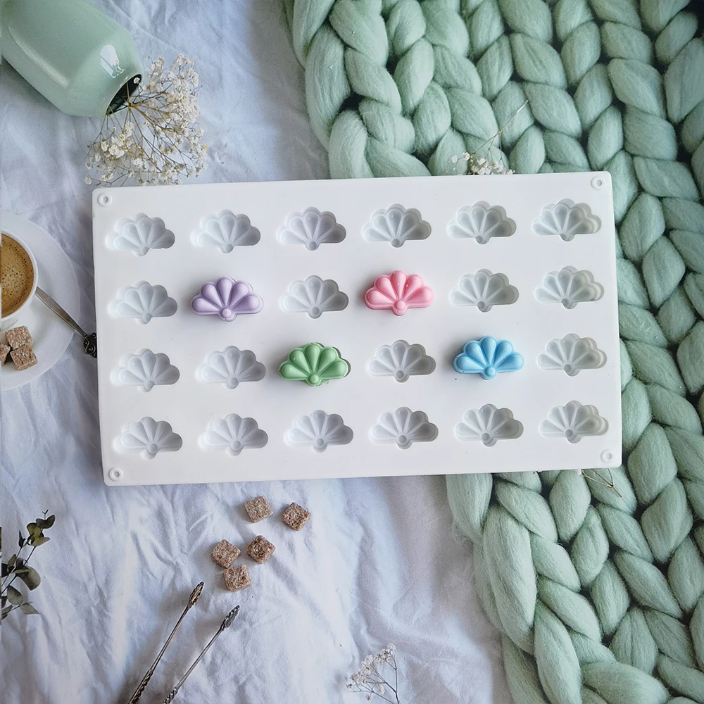 

New Lucky Grass Chocolate Silicone Mold DIY Ice Checker Candy Pudding Dessert Mold Cake Decoration Baking Appliance