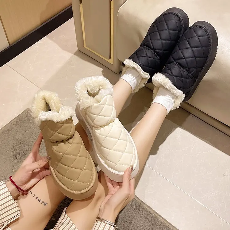 Snow boots women's winter plush and thickened new fashion muffin thick sole bread short boots shoes