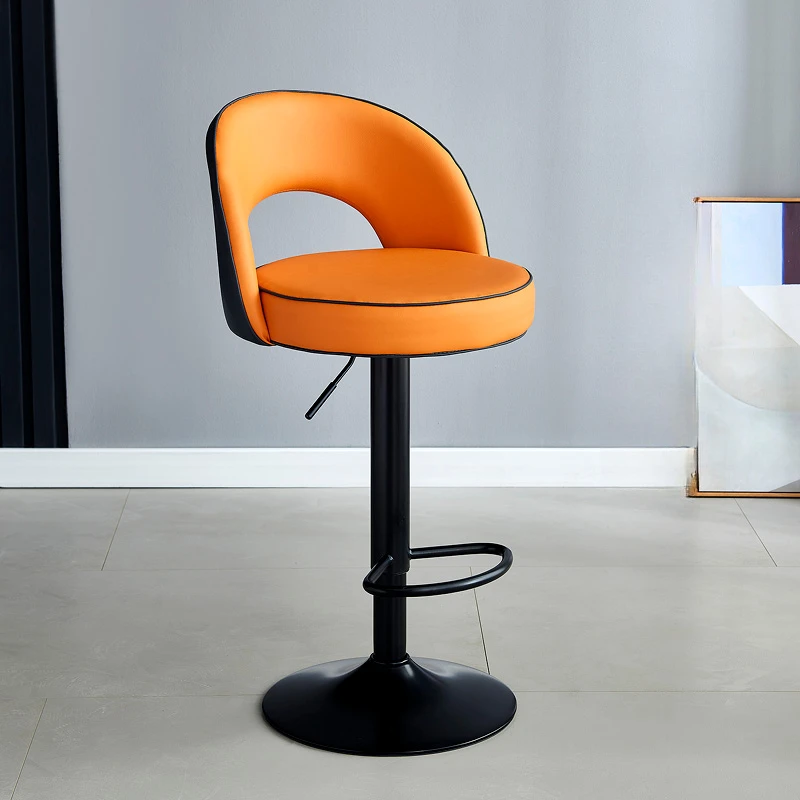 Рисунок 6 - Поворотные барные стулья в скандинавском