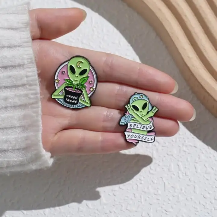 Мультфильм Alien Believe Yourself Eanmel милые металлические значки на лацкане аксессуары