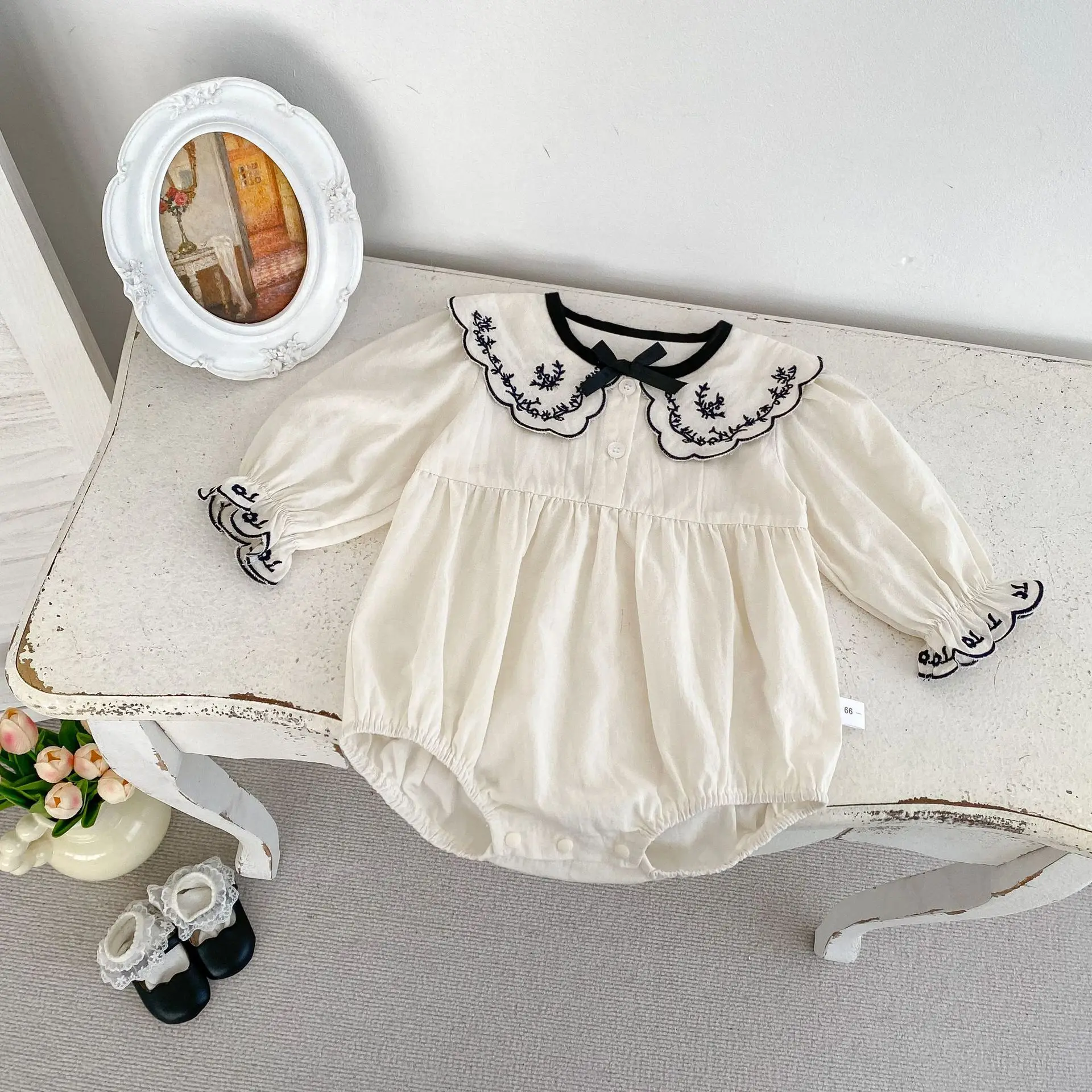 Baby Girl Embroidered Collar Bodysuit 2
