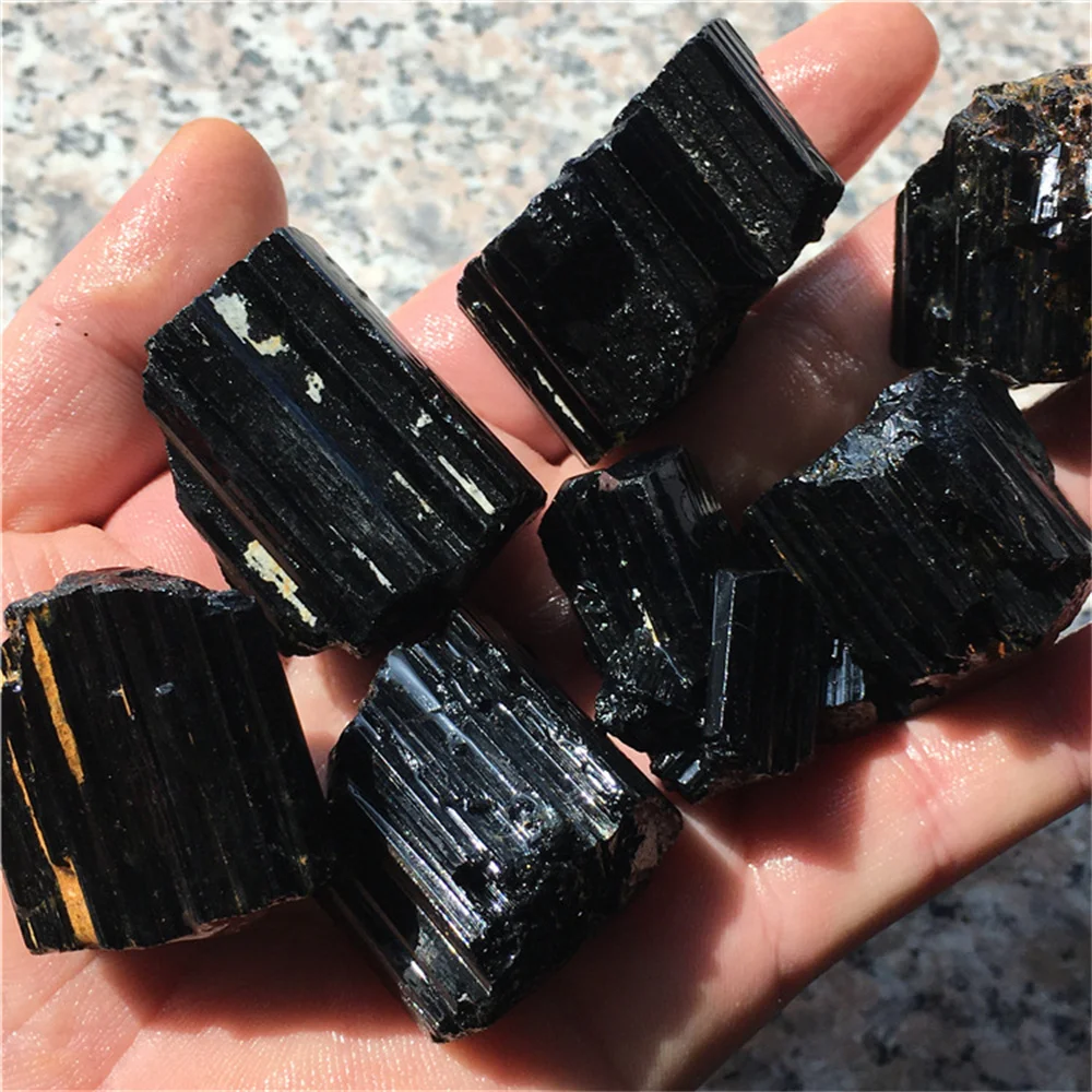 High Quality Natural Black Tourmaline Repair Ore Mineral Specimen Healing Crystal Radiation Eliminate Energy Stone 1pc