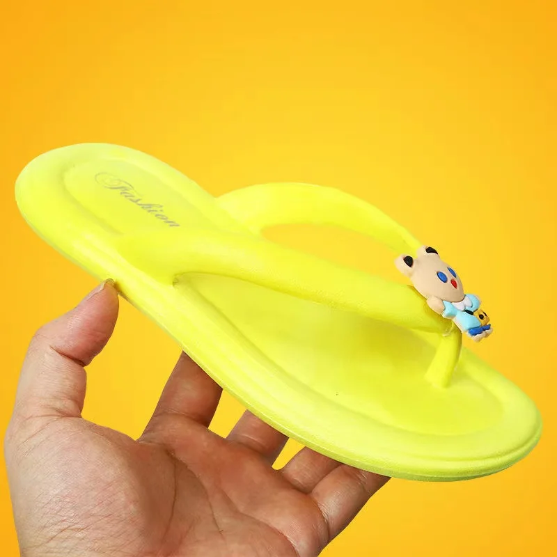 New Summer Baby Boys Girls Slippers Children PVC Cartoon Bear Print Soft Flips Flops Beachwear Outdoor Non-slip Kids Shoes 6