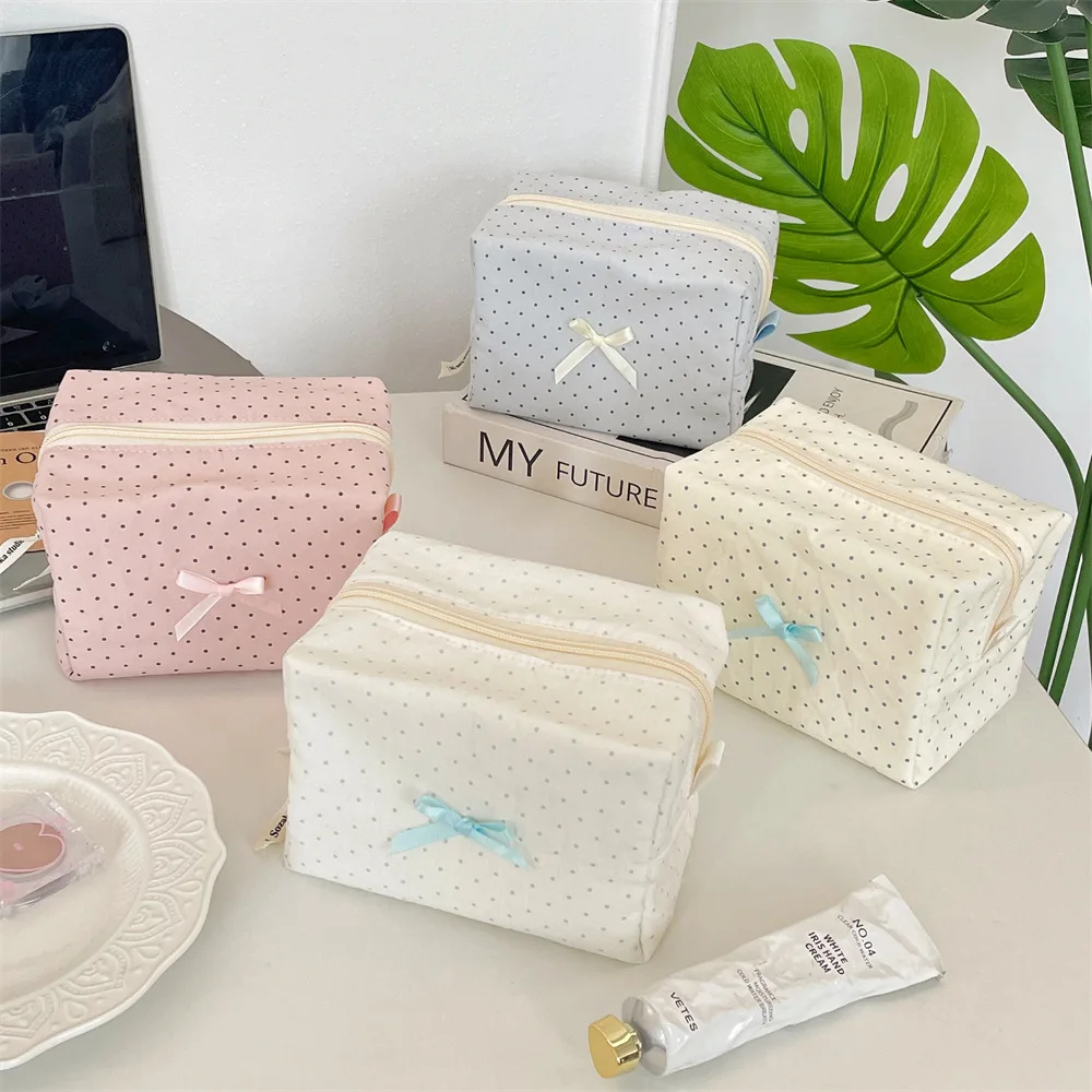Borsa per il Trucco a Pois con Fiocco, Organizer Cosmetico Grande Capacità Colore Macaron, Pochette Portatile per Skincare e Viaggi