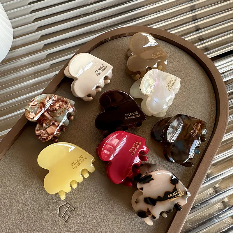 Small colored heart-shaped hair clip 3.5 centimeters small hair clip acetate crab hair girls delicate hairpins women hair accessories