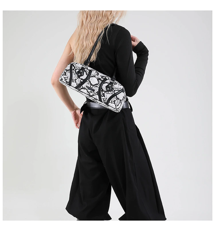 Snake Pattern PU Square Shoulder Bags High Quality Sense of Luxury Personality Popularity Women's Armpit Bags 2025 Fashion New