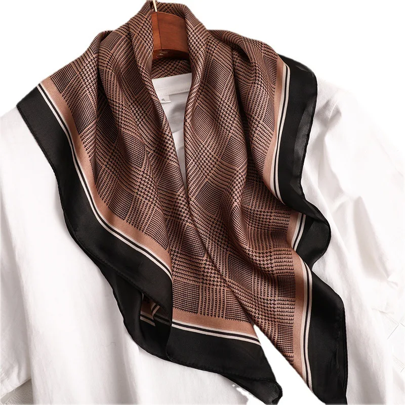 Spring and Autumn Women's 70cm Printed Silk-Feel Square Scarf