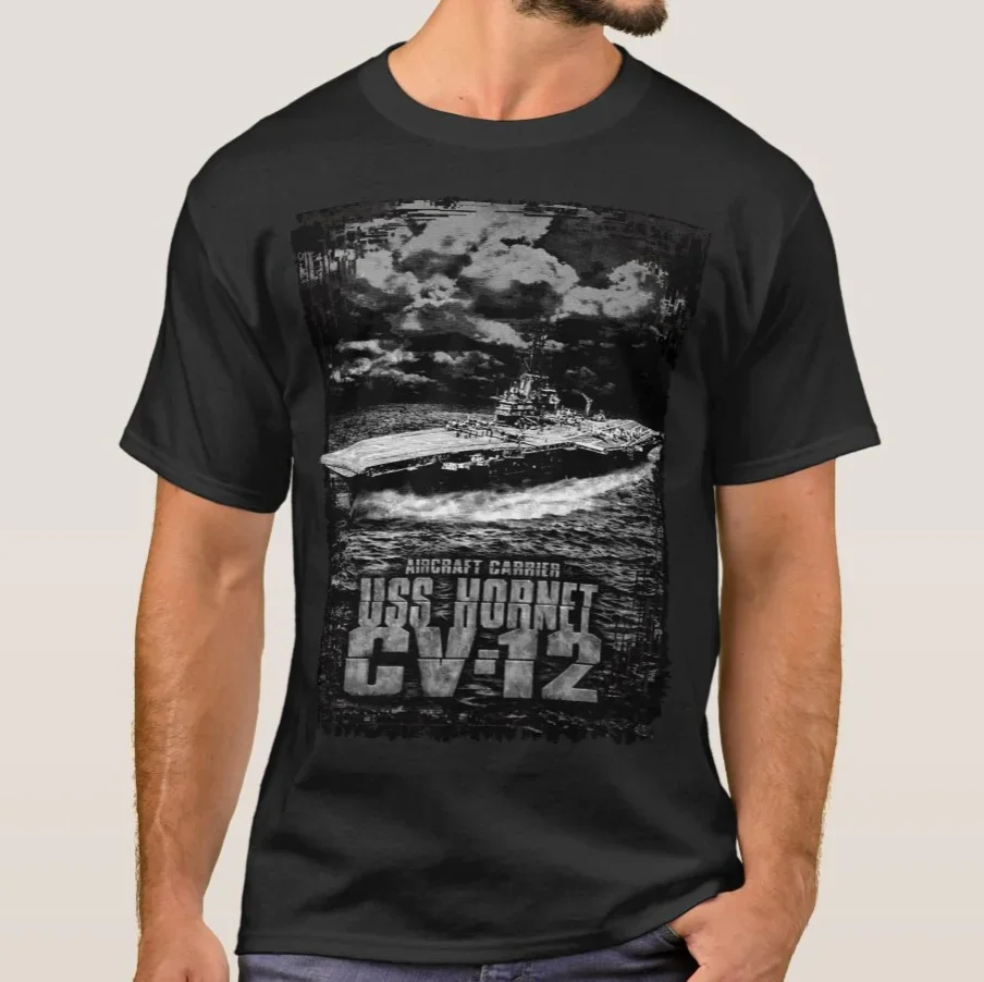 

Мужская летняя футболка с круглым вырезом и коротким рукавом